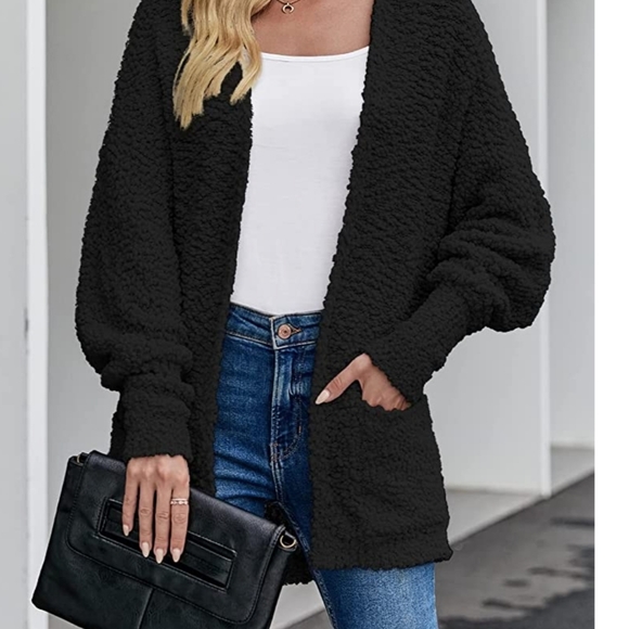 ZESICA Sweaters - (NWOT) Soft Chunky Knit Cardigan